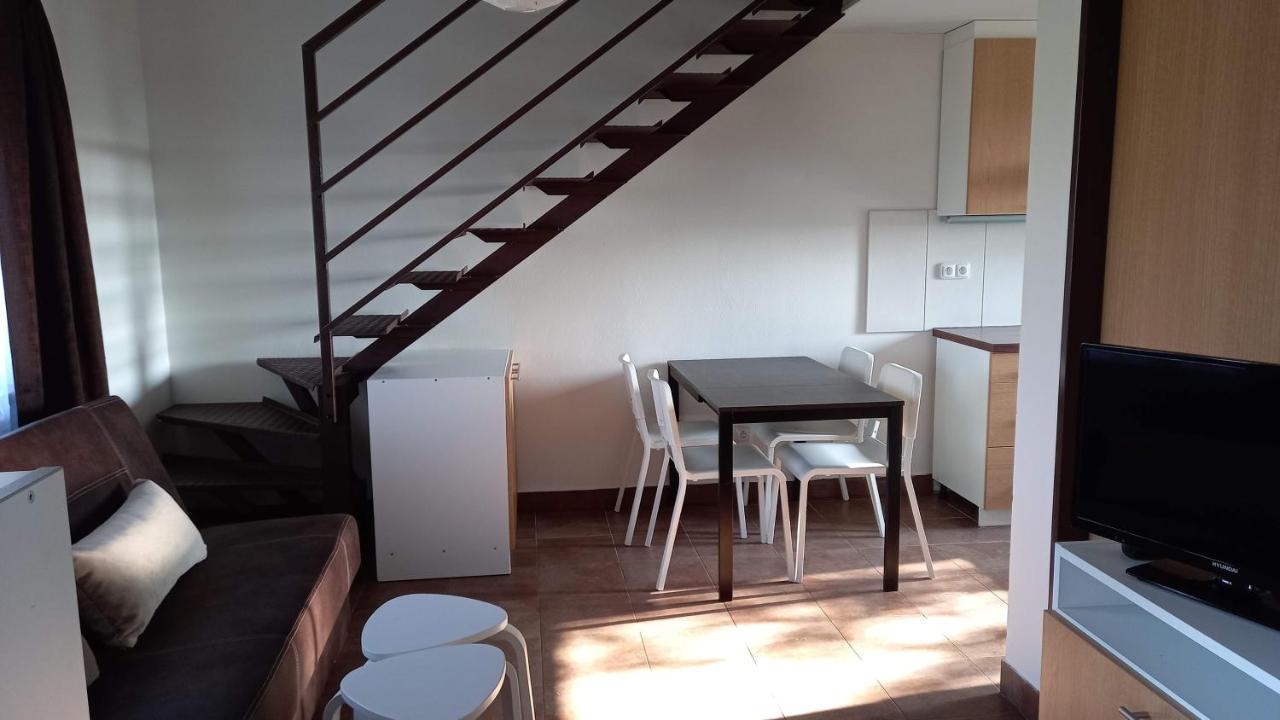Apartmany Vinarstvi Klucov Lstibor Zewnętrze zdjęcie