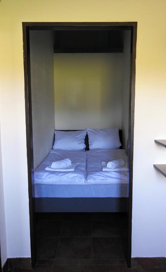 Apartmany Vinarstvi Klucov Lstibor Zewnętrze zdjęcie