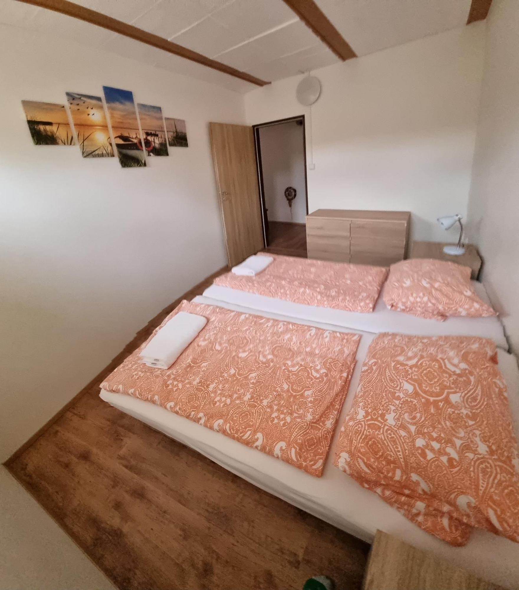 Apartmany Vinarstvi Klucov Lstibor Zewnętrze zdjęcie